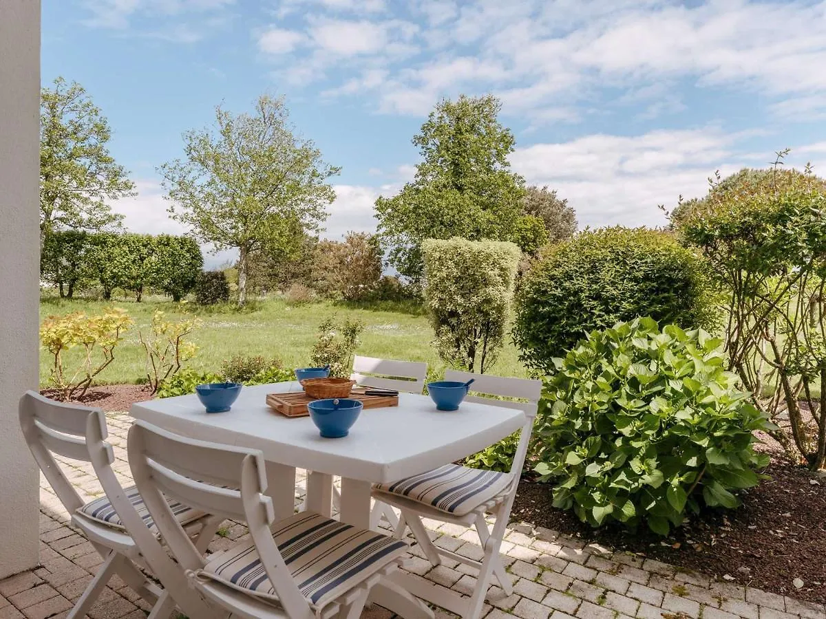 Appartement 3 Pieces A Carnac Avec Piscine Chauffee, Proche Plage Et Thalasso - 4 Pers. - Fr-1-477-230 0*,